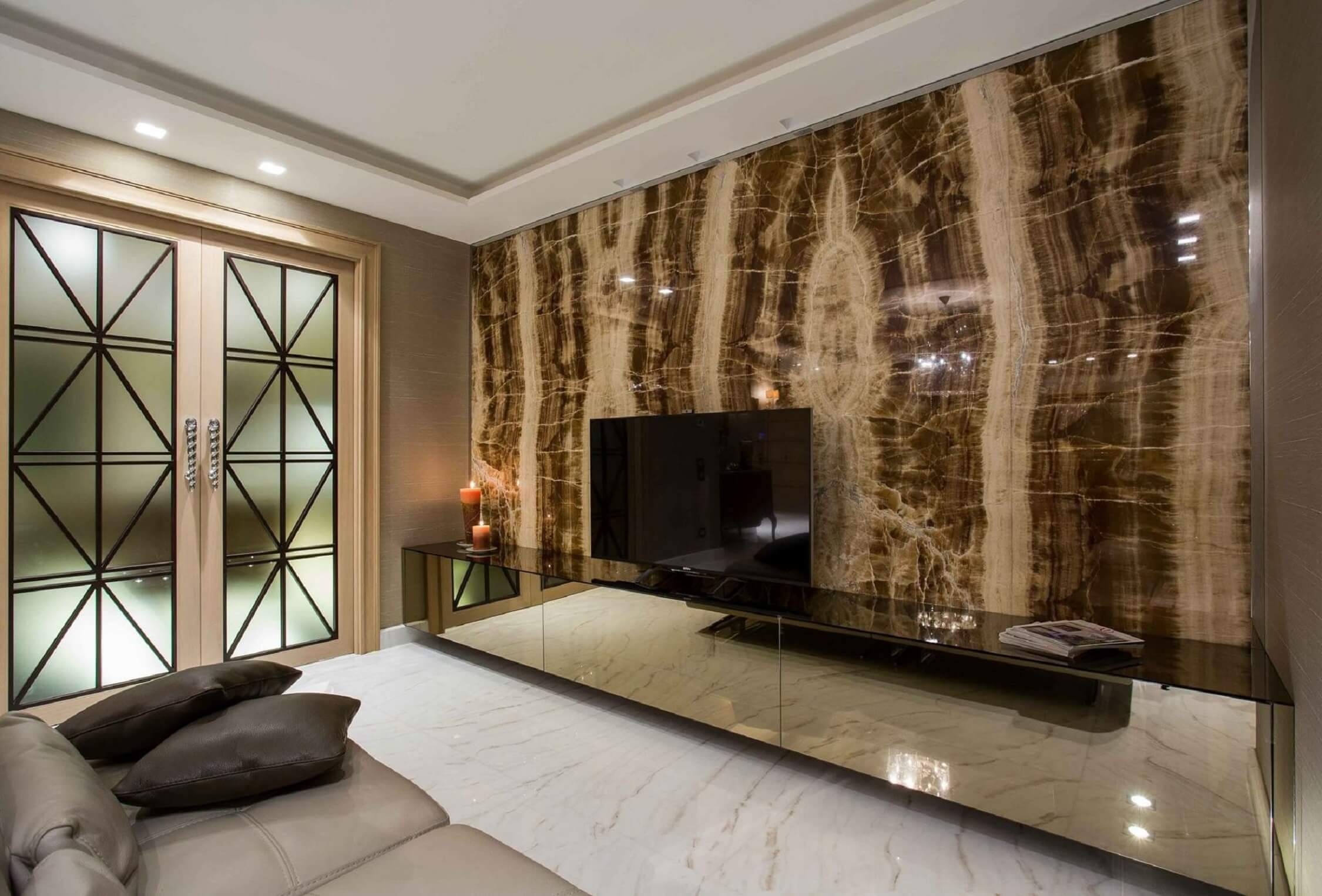 INSPIRATION: Living / Interior Walls / Tra-Onyx / Brown Tra-Onyx / Tania Ancient Souls